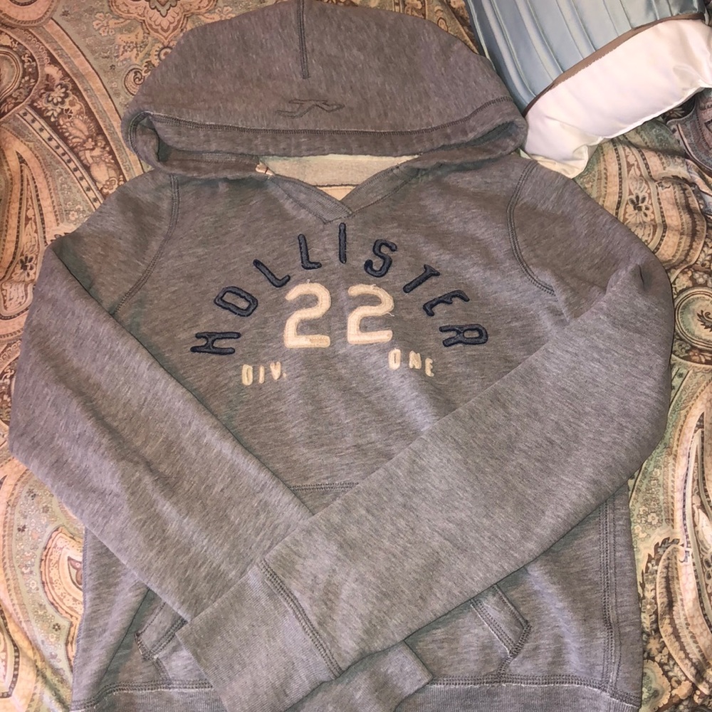 Hollister gray hoodie